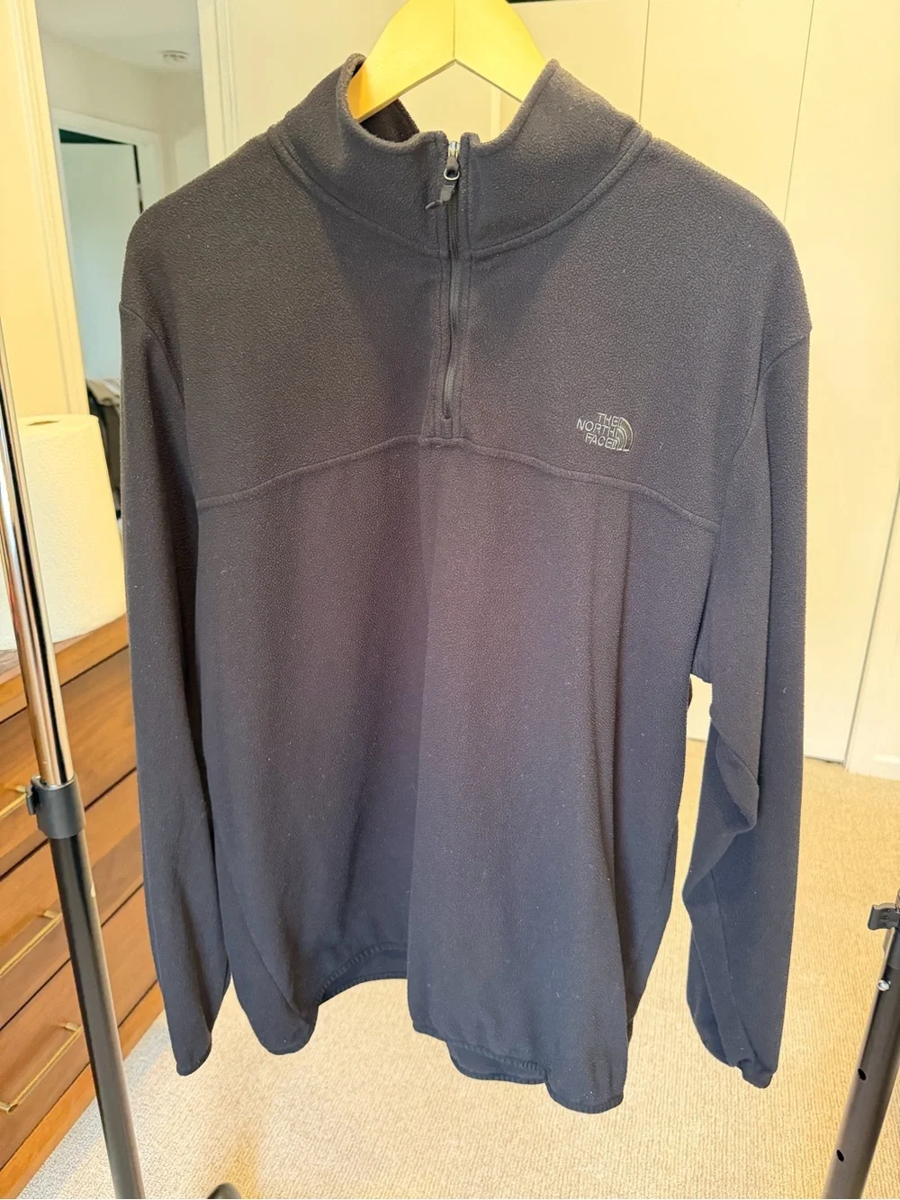 The North Face Men’s Black Half-Zip Fleece Pullover
